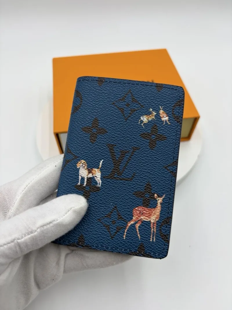 LV Wallets-56