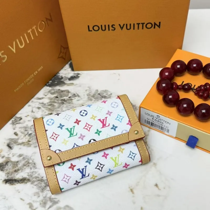 LV Wallets-73
