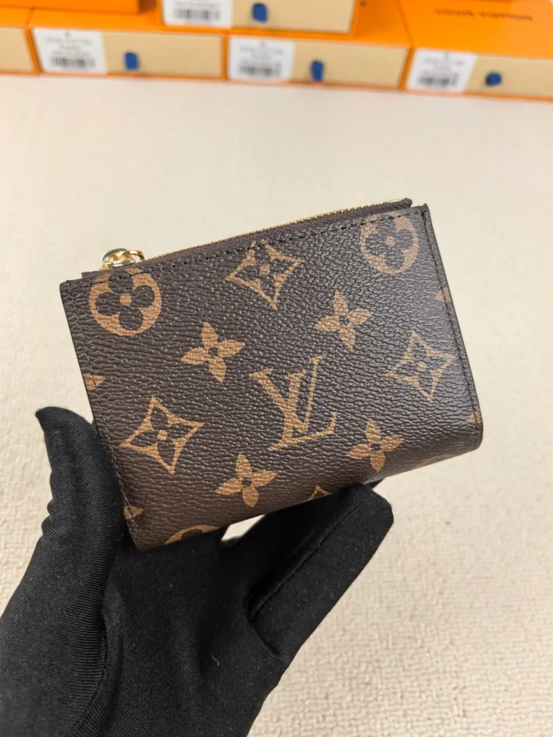 LV Wallets-86