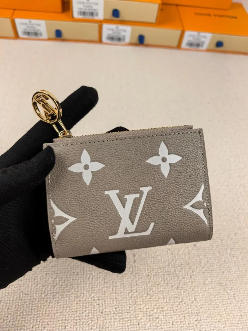 LV Wallets-88