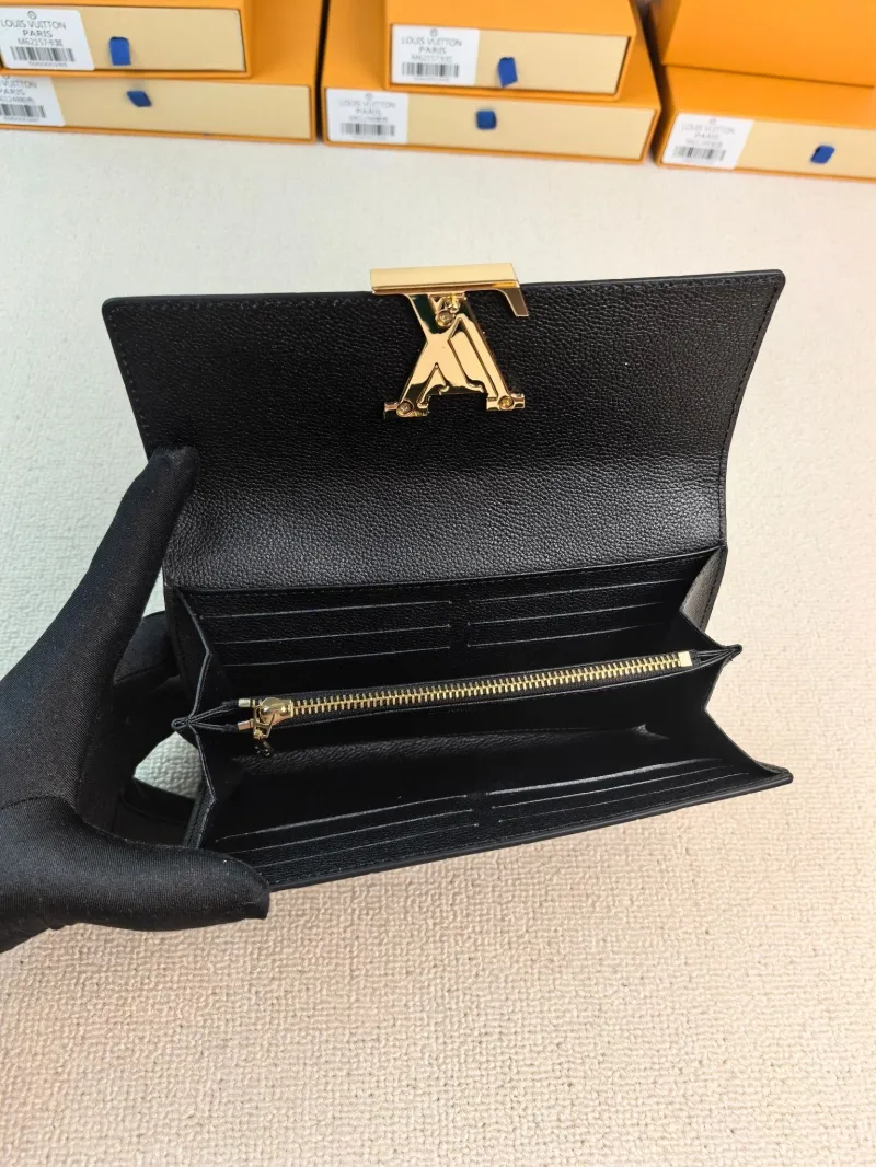 LV Wallets-89 - Image 4
