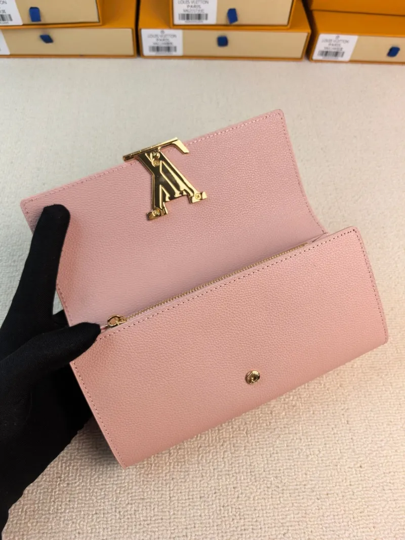 LV Wallets-92 - Image 3