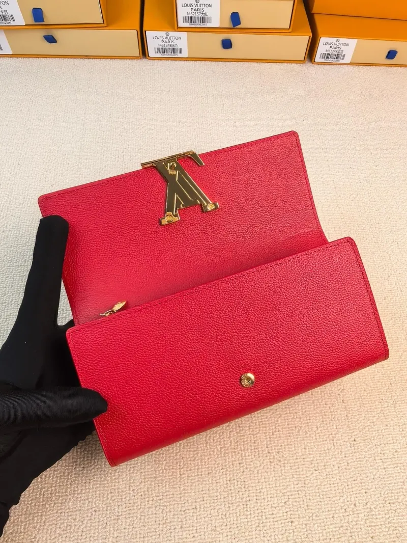 LV Wallets-94 - Image 3