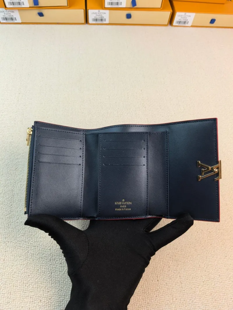 LV Wallets-97 - Image 5