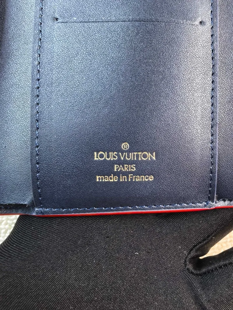 LV Wallets-97 - Image 7