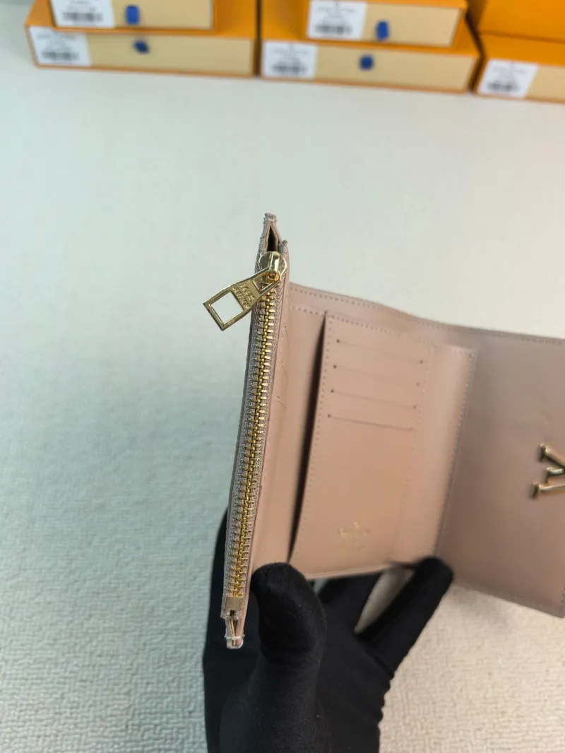 LV Wallets-98 - Image 6