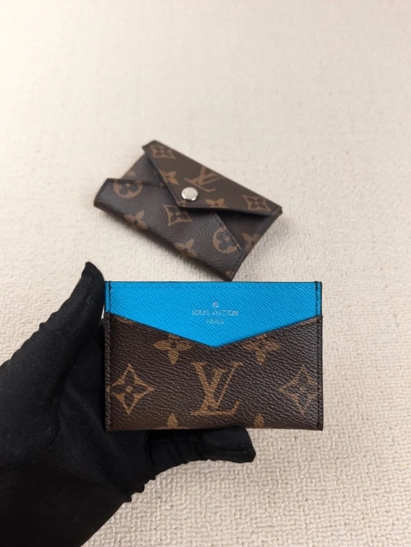 LV Wallets-107 - Image 5
