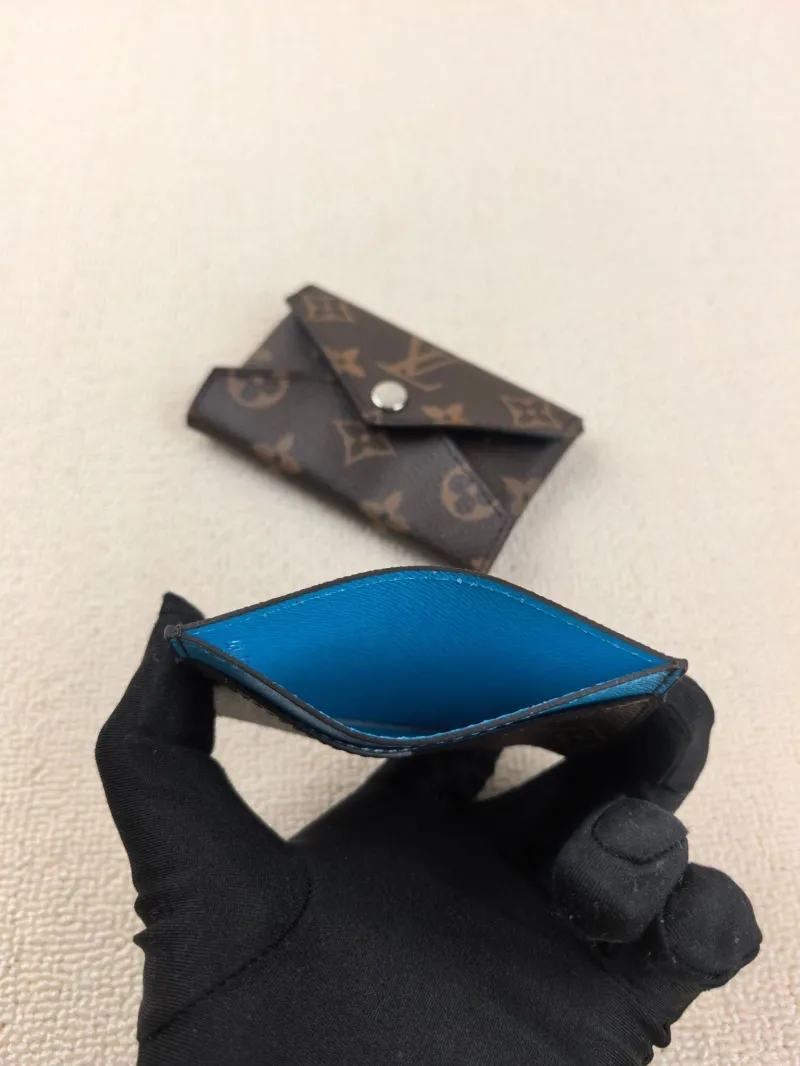 LV Wallets-107 - Image 7