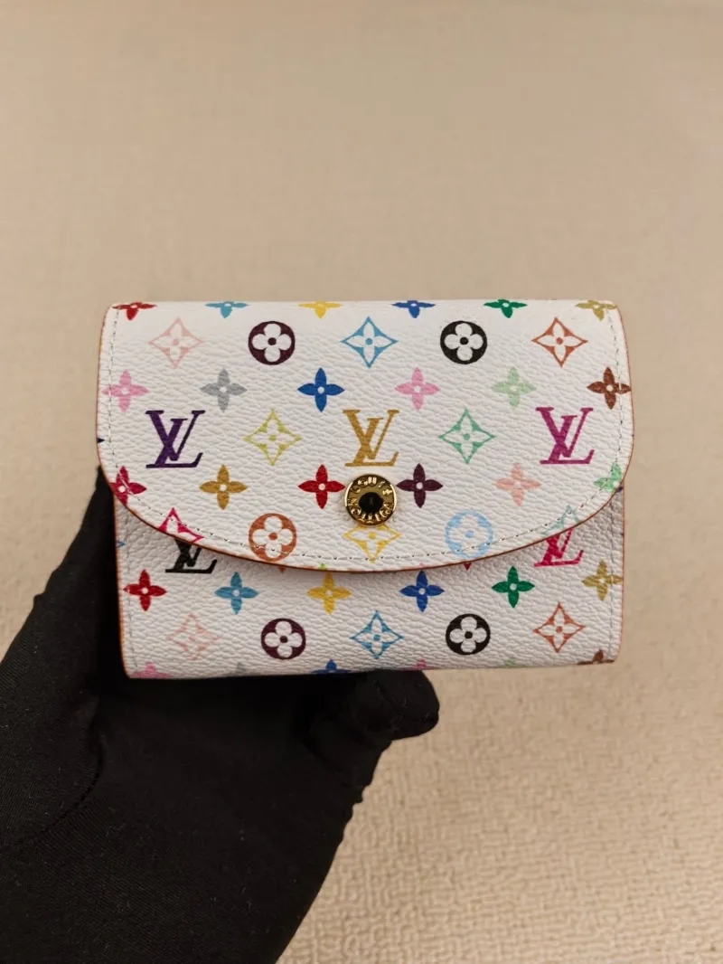 LV Wallets-132