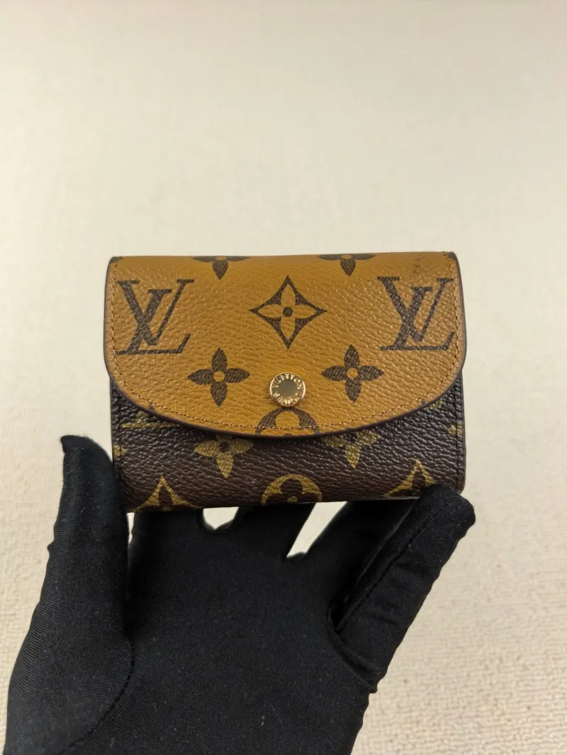 LV Wallets-133