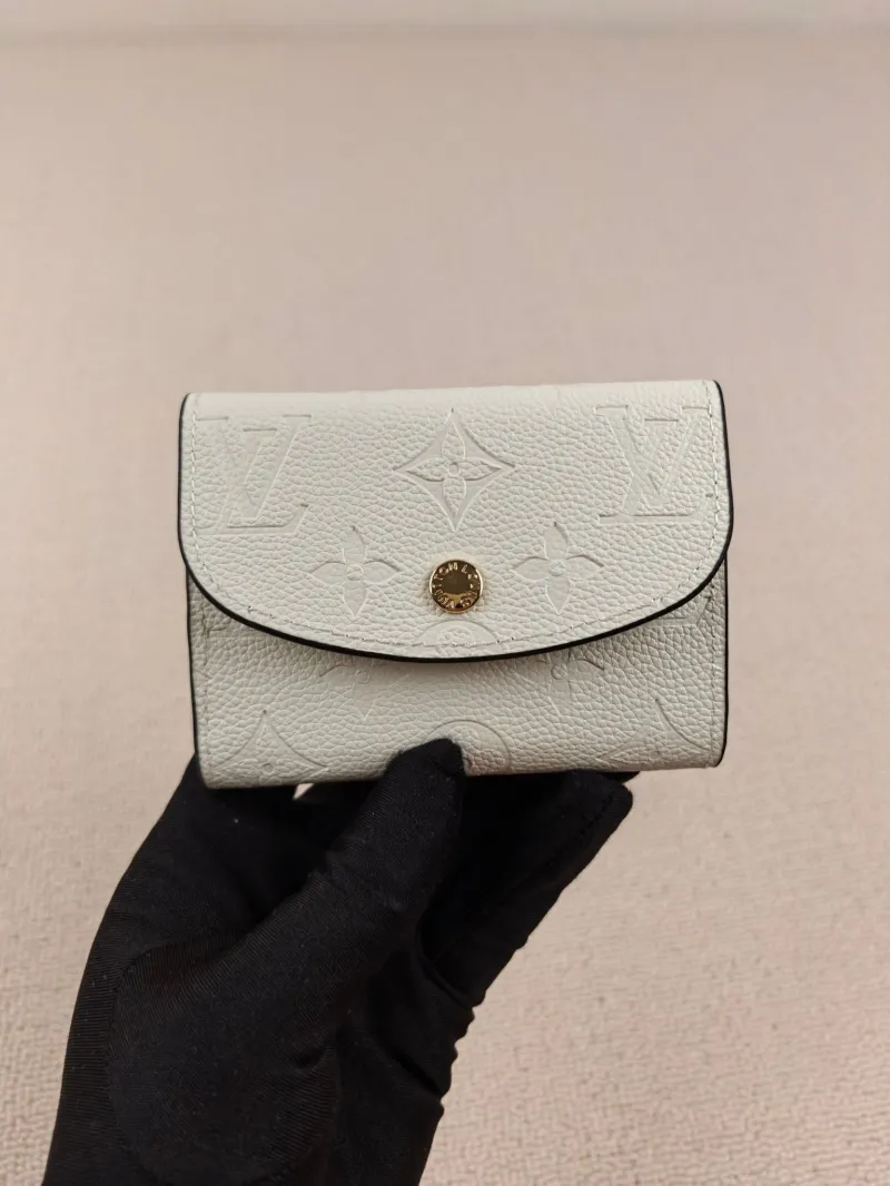 LV Wallets-140