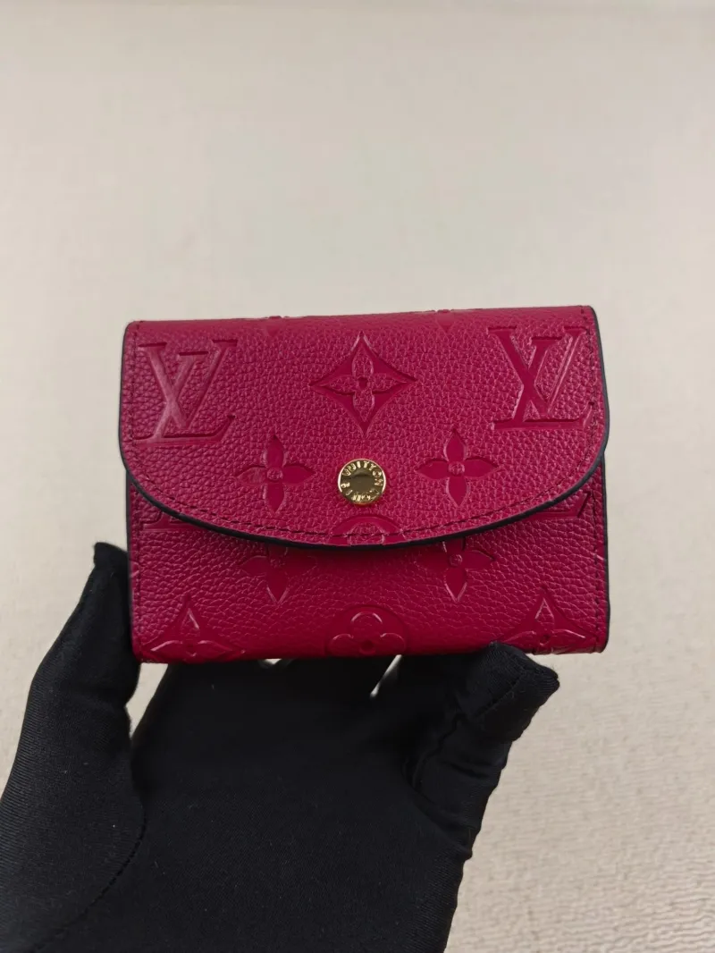 LV Wallets-141