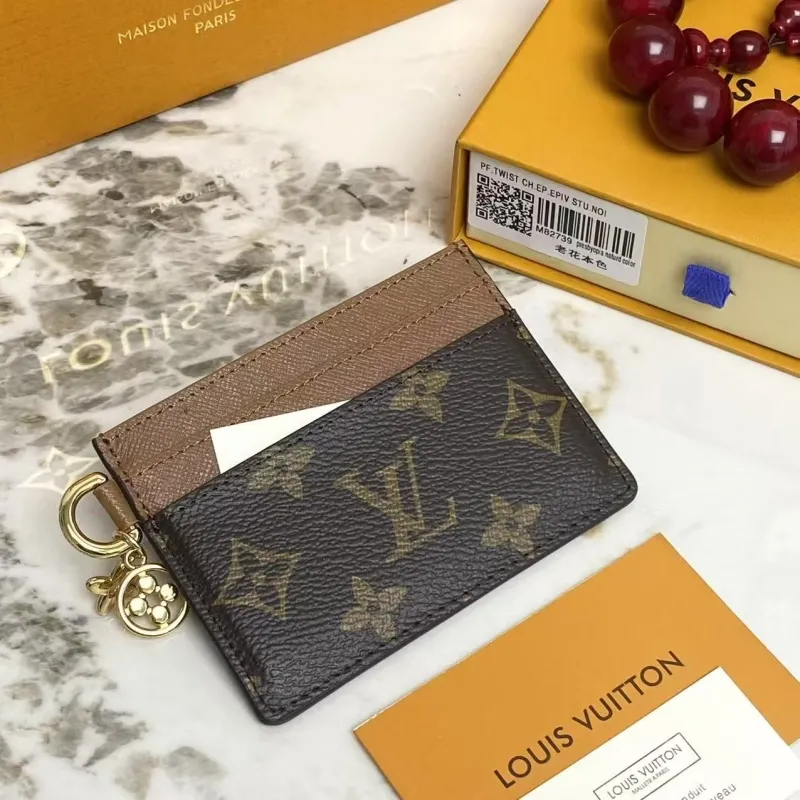 LV Wallets-236