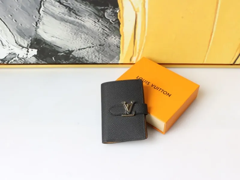 LV Wallets-241