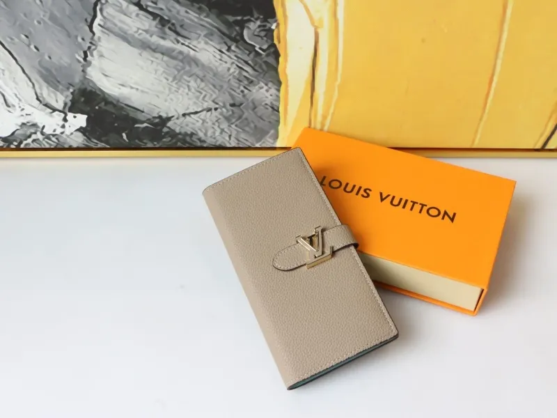 LV Wallets-243