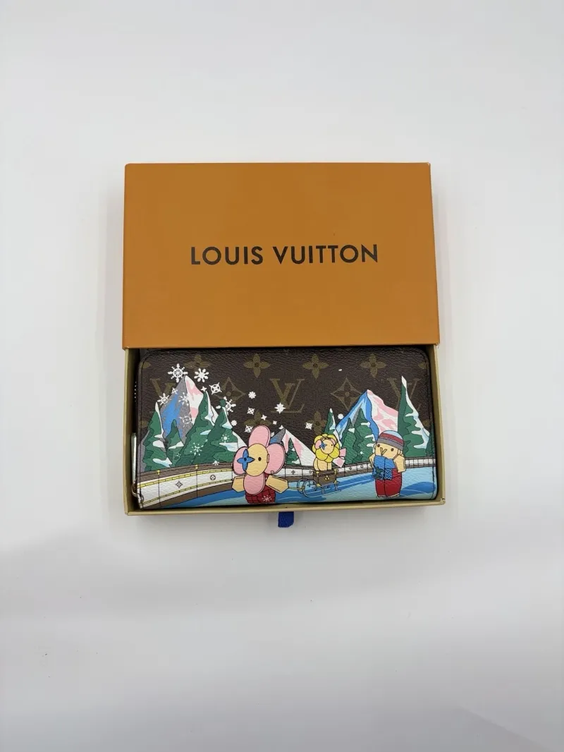 LV Wallets-247