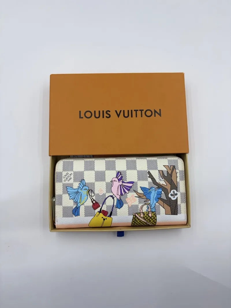 LV Wallets-249