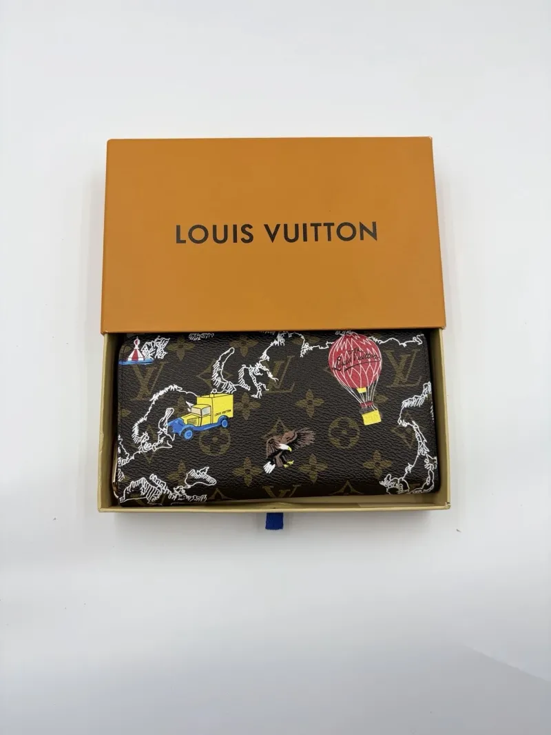 LV Wallets-251