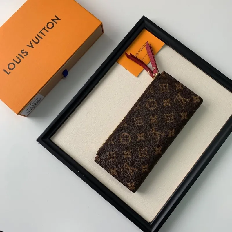 LV Wallets-260