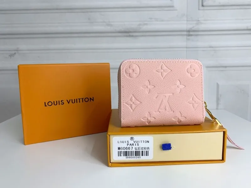 LV Wallets-286