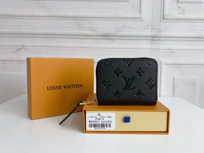 LV Wallets-287
