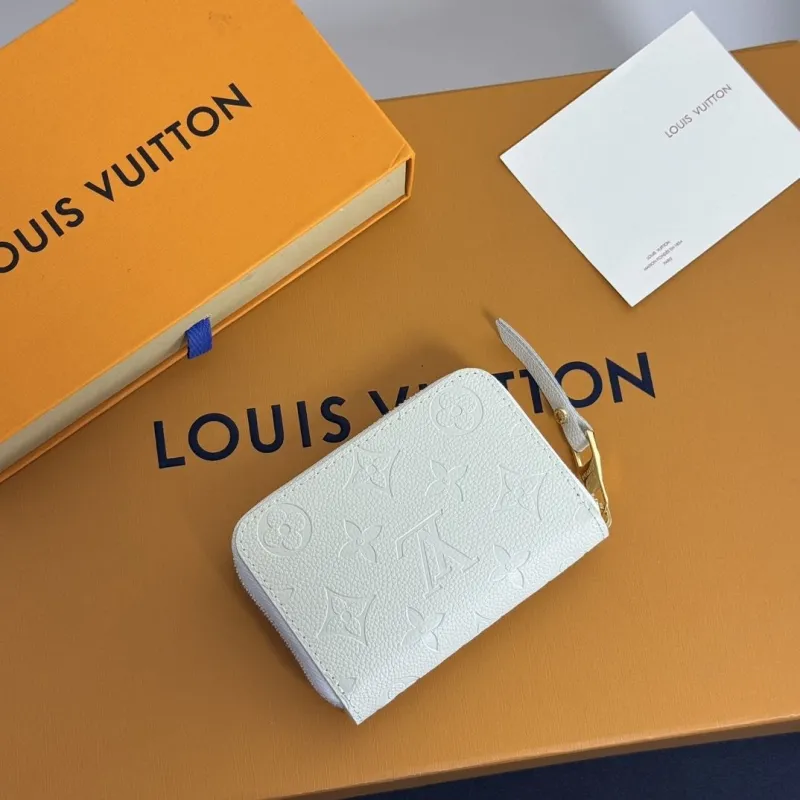 LV Wallets-348