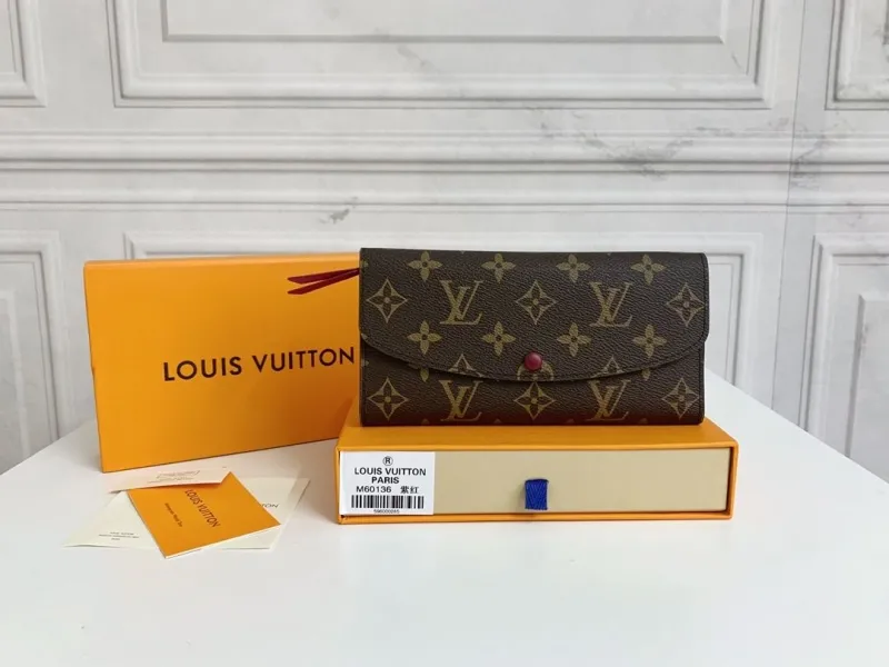 LV Wallets-356