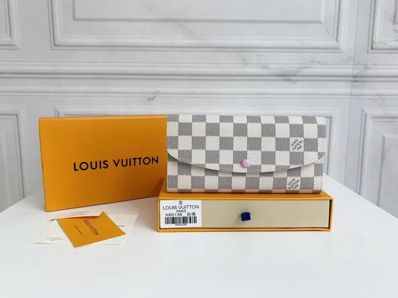 LV Wallets-359