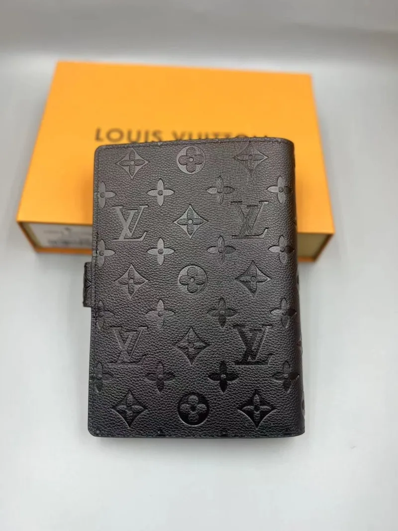 LV Wallets-379
