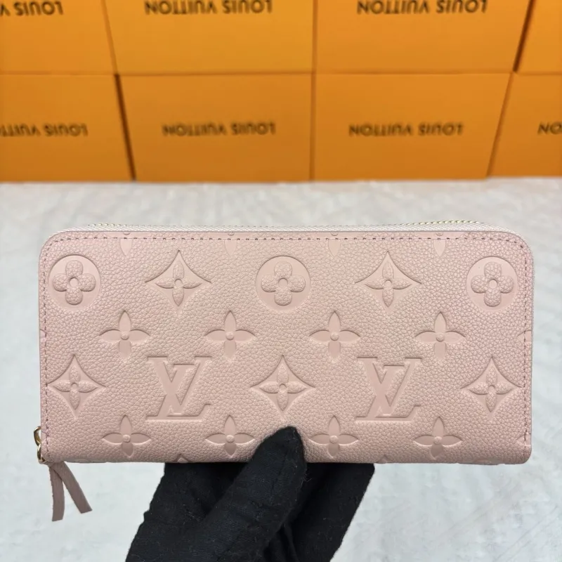 LV Wallets-390