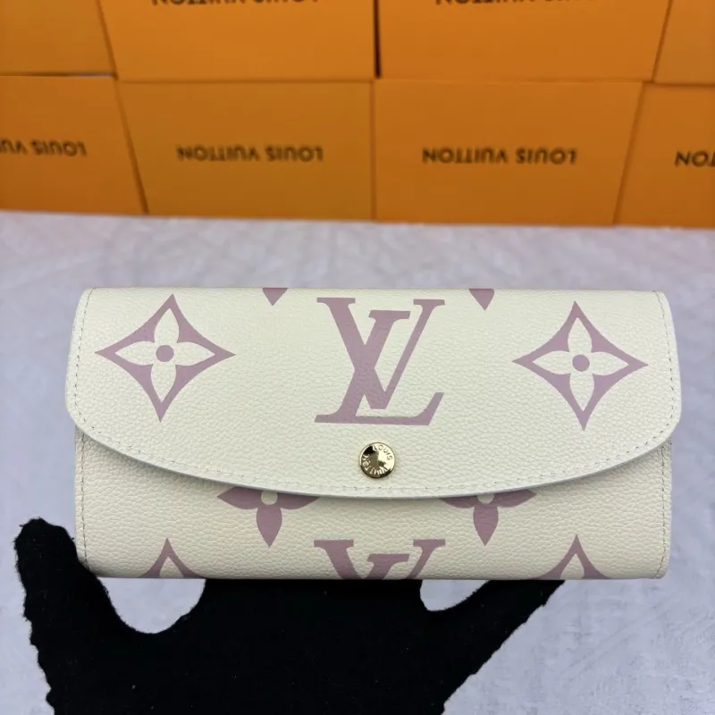 LV Wallets-394