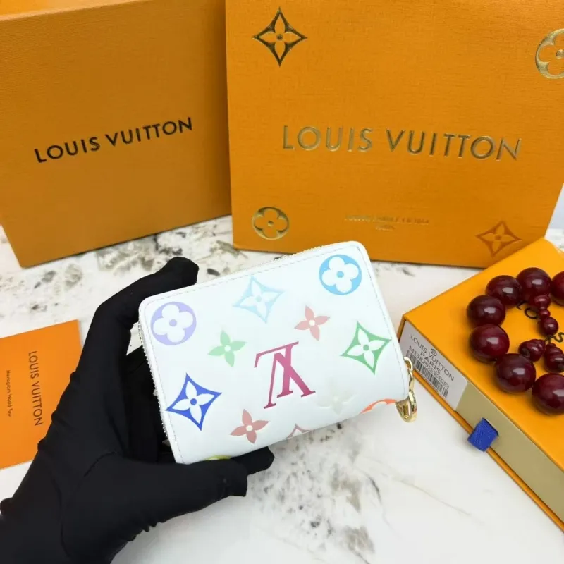 LV Wallets-415 - Image 4