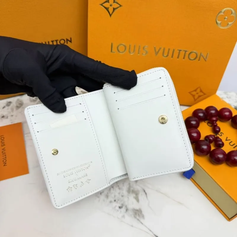 LV Wallets-415 - Image 7