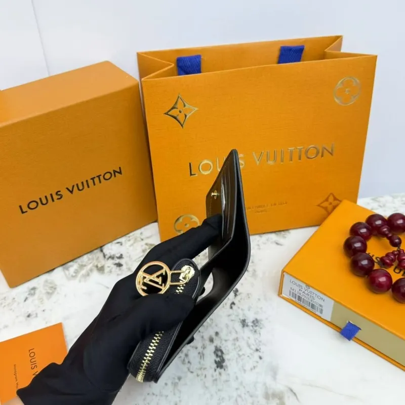 LV Wallets-417 - Image 8
