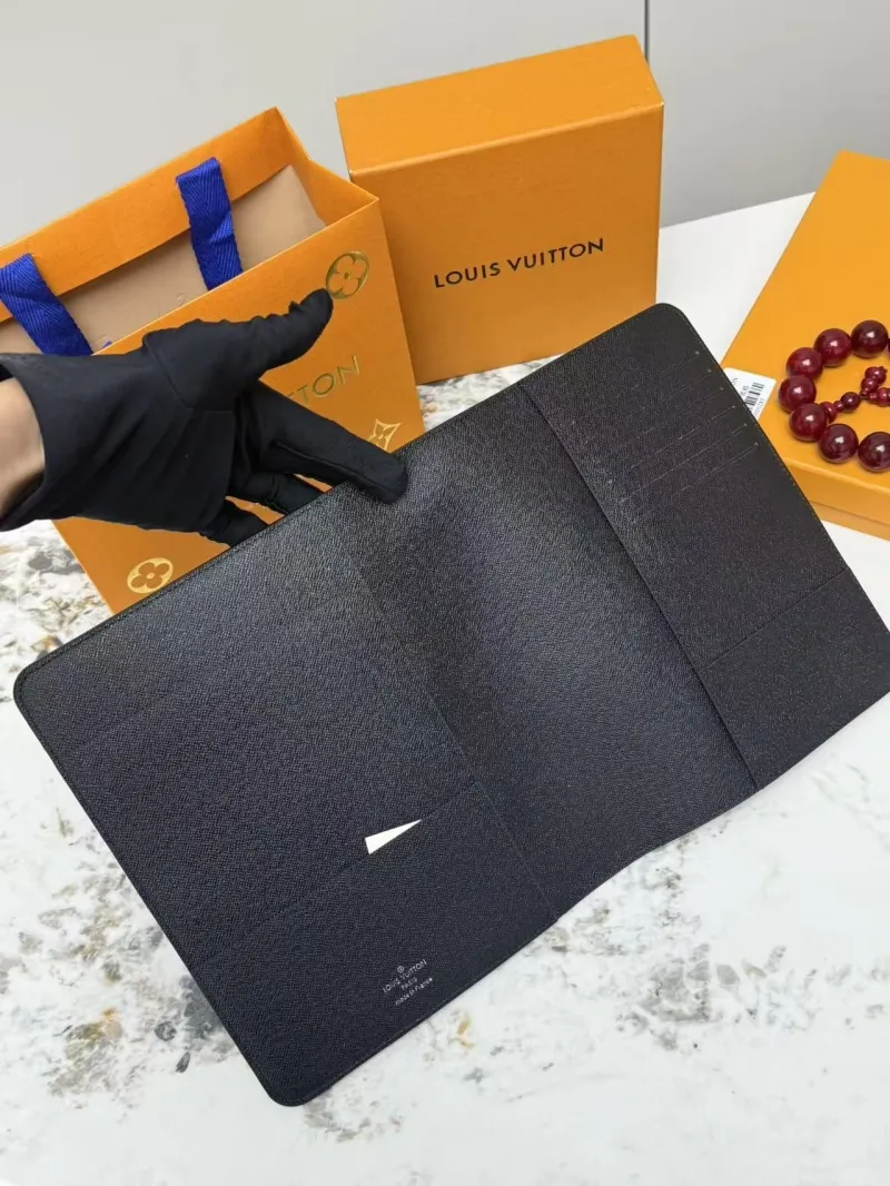 LV Wallets-420 - Image 6