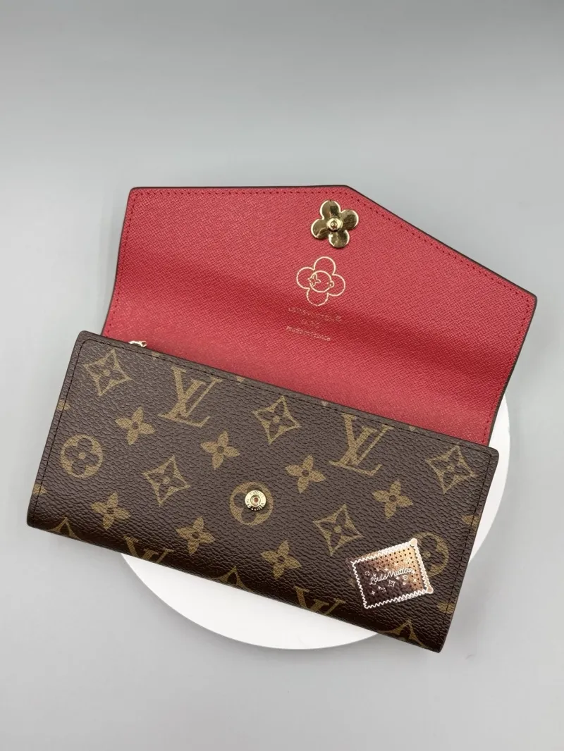 LV Wallets-422 - Image 4