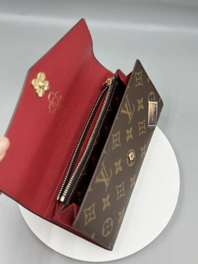 LV Wallets-422 - Image 6