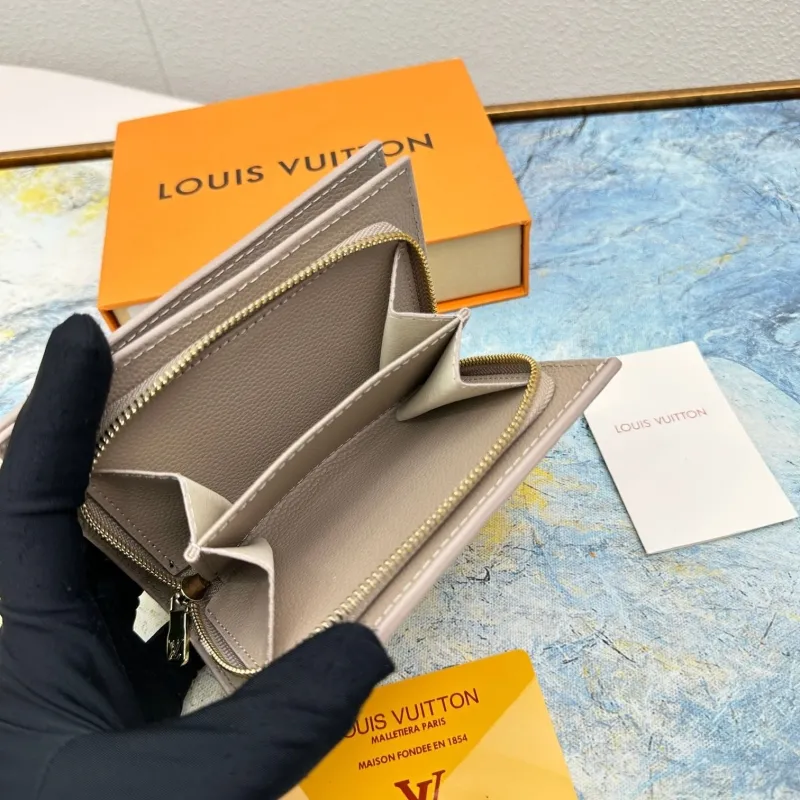 LV Wallets-424 - Image 7
