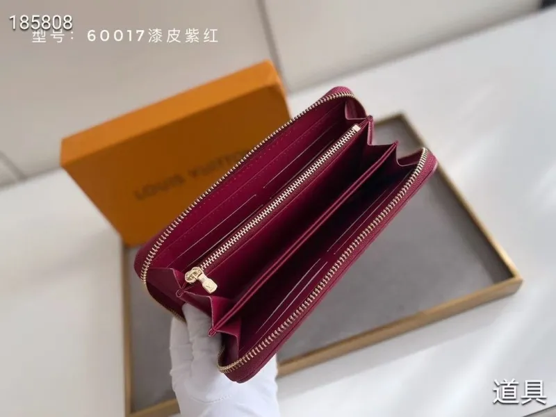 LV Wallets-433 - Image 8