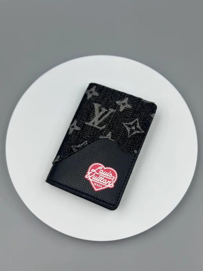 LV Wallets-466