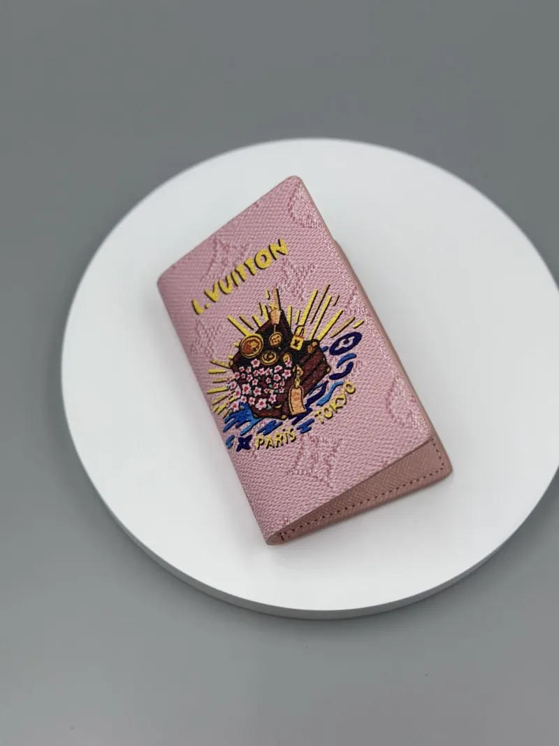 LV Wallets-475