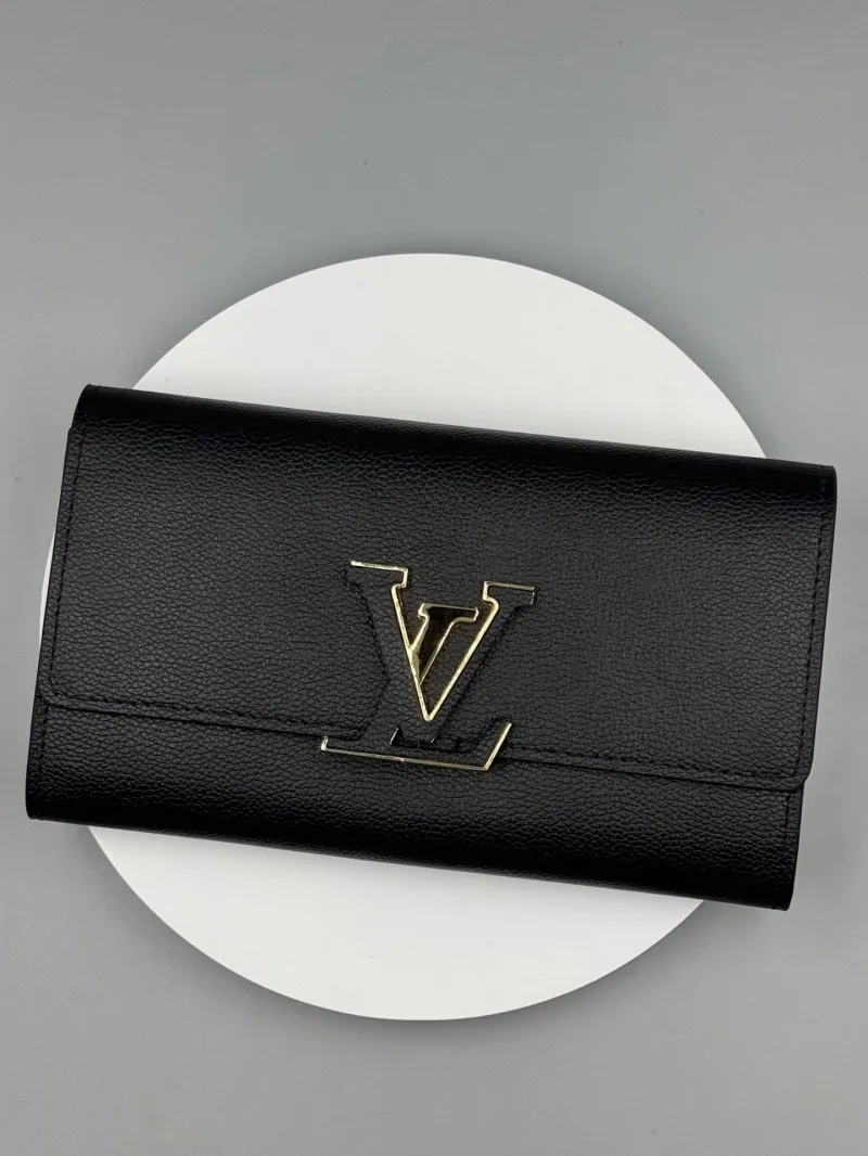 LV Wallets-490