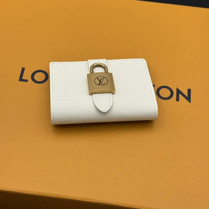 LV Wallets-573