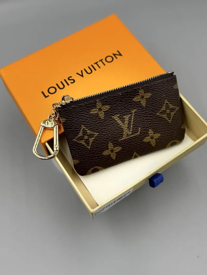 LV Wallets-577