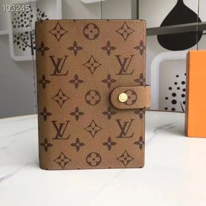 LV Wallets-619