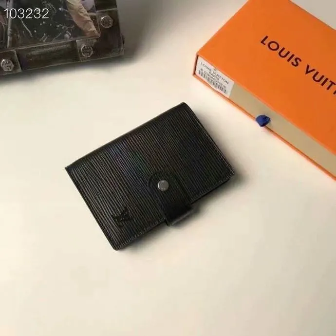 LV Wallets-623