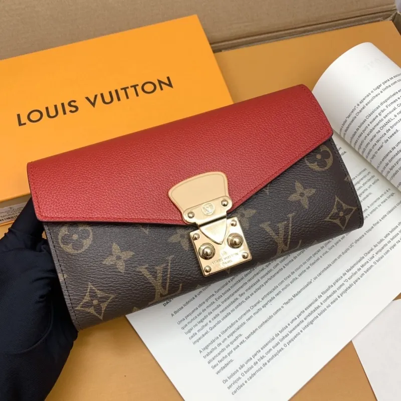 LV Wallets-644