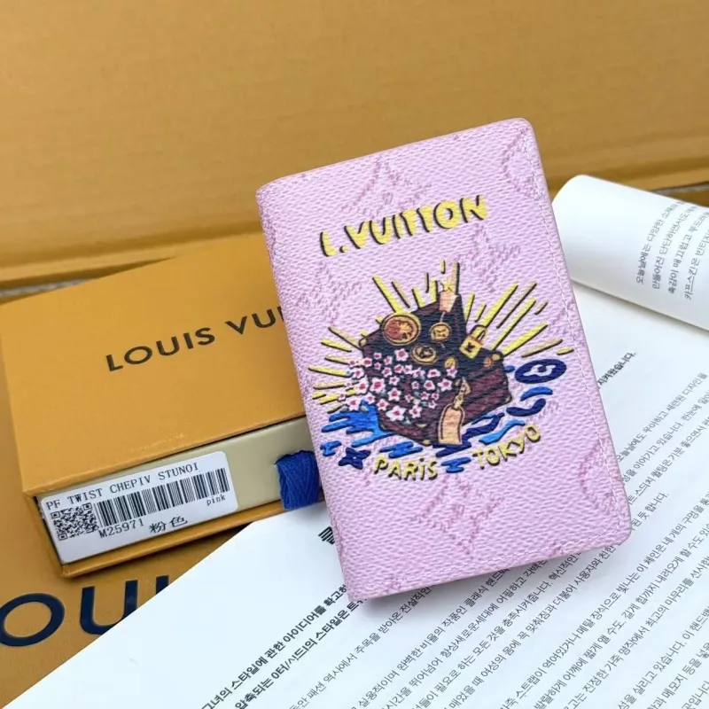 LV Wallets-692