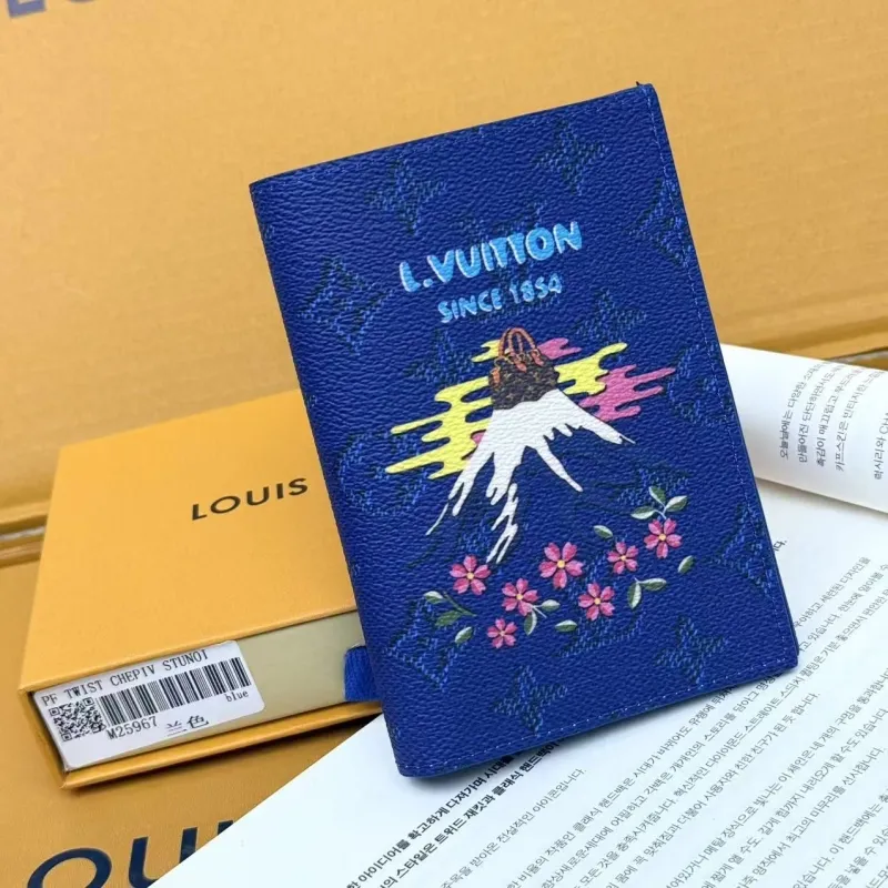 LV Wallets-699