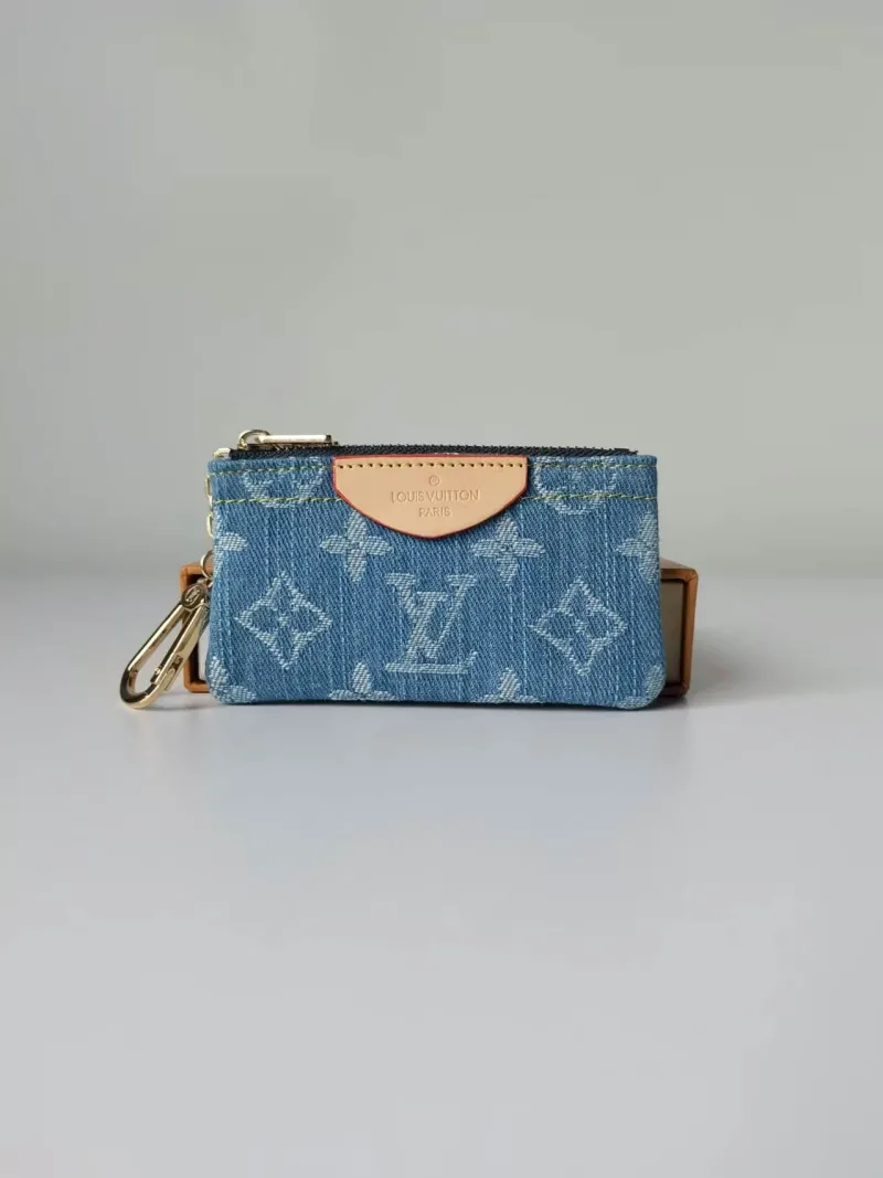 LV Wallets-712